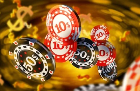 pp8 art စလော့ Mobile APP ဖြင့် Myanmar ကစားသူ Slot Spin လှည့်နေသောမြင်ကွင်း